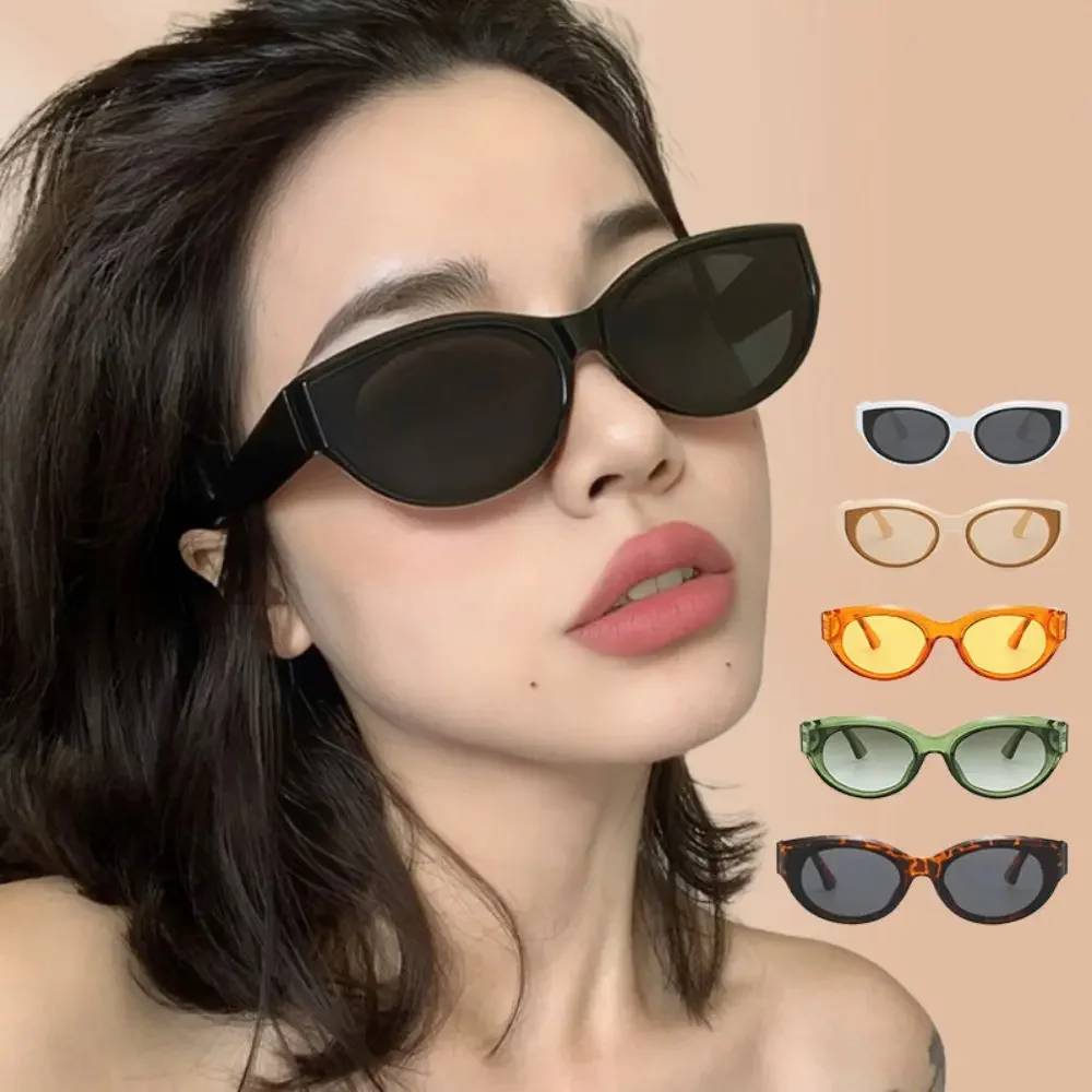 Vintage Outdoor Fashion - Kacamata Hitam Mata Kucing Vintage Wanita