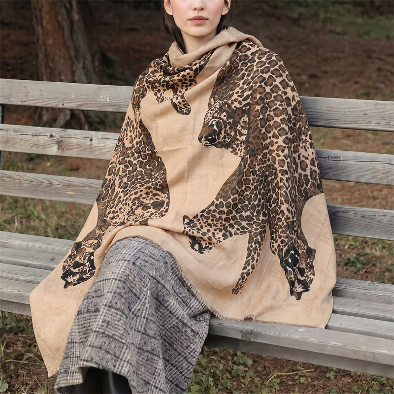 Hijab dan kerudung motif leopa - Vintage Outdoor Fashion ulasan dan harga