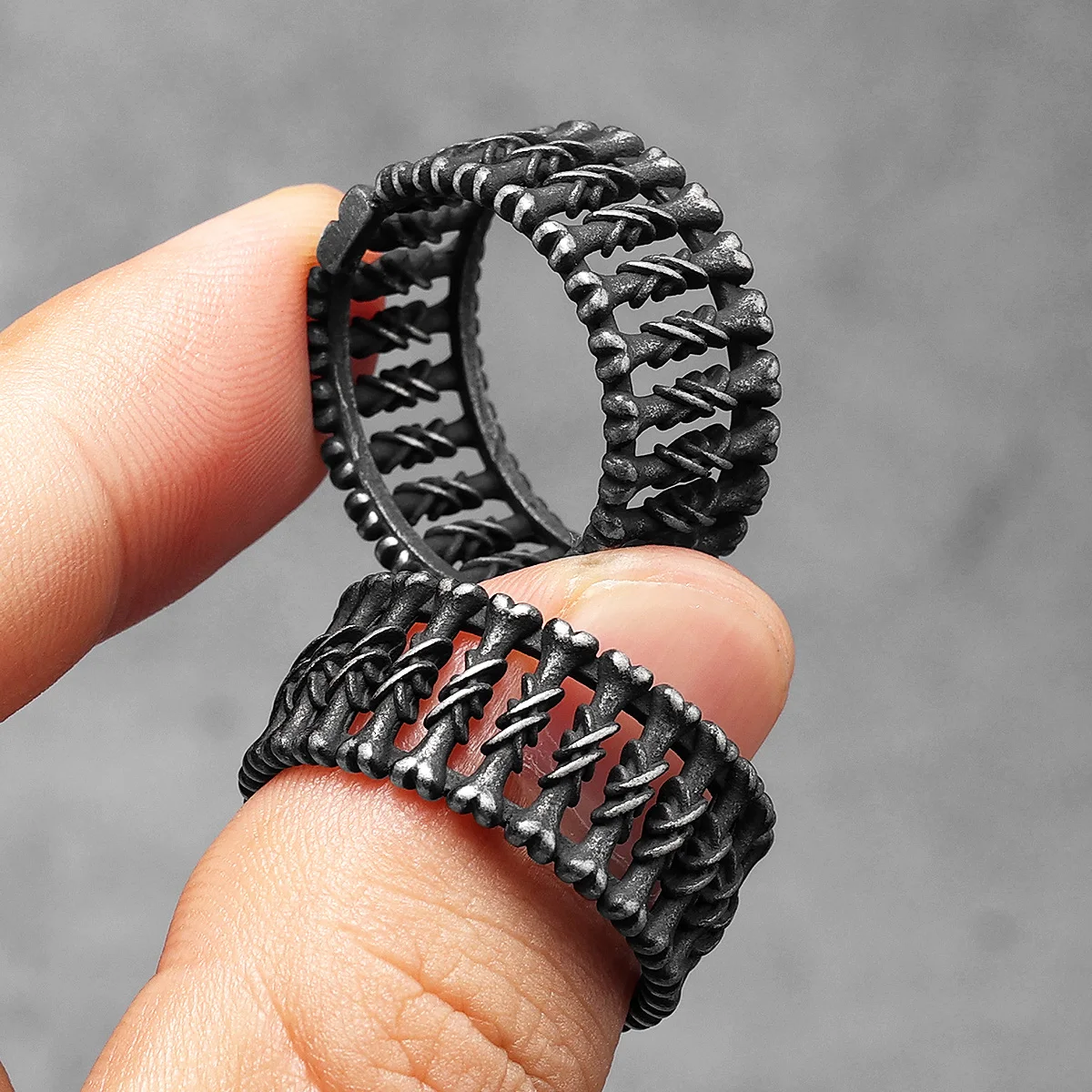 Cincin Pria tulang Gotik Retro - Vintage Fashion Newtown ulasan dan harga