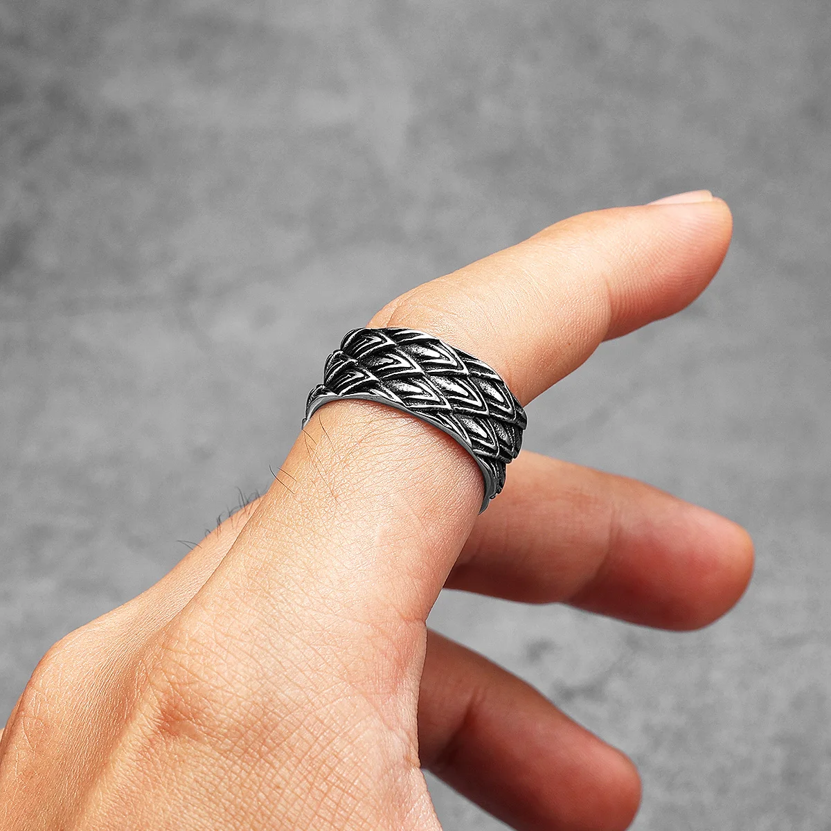 Cincin bulu elang unik pria ba - Vintage Fashion Newtown ulasan dan harga