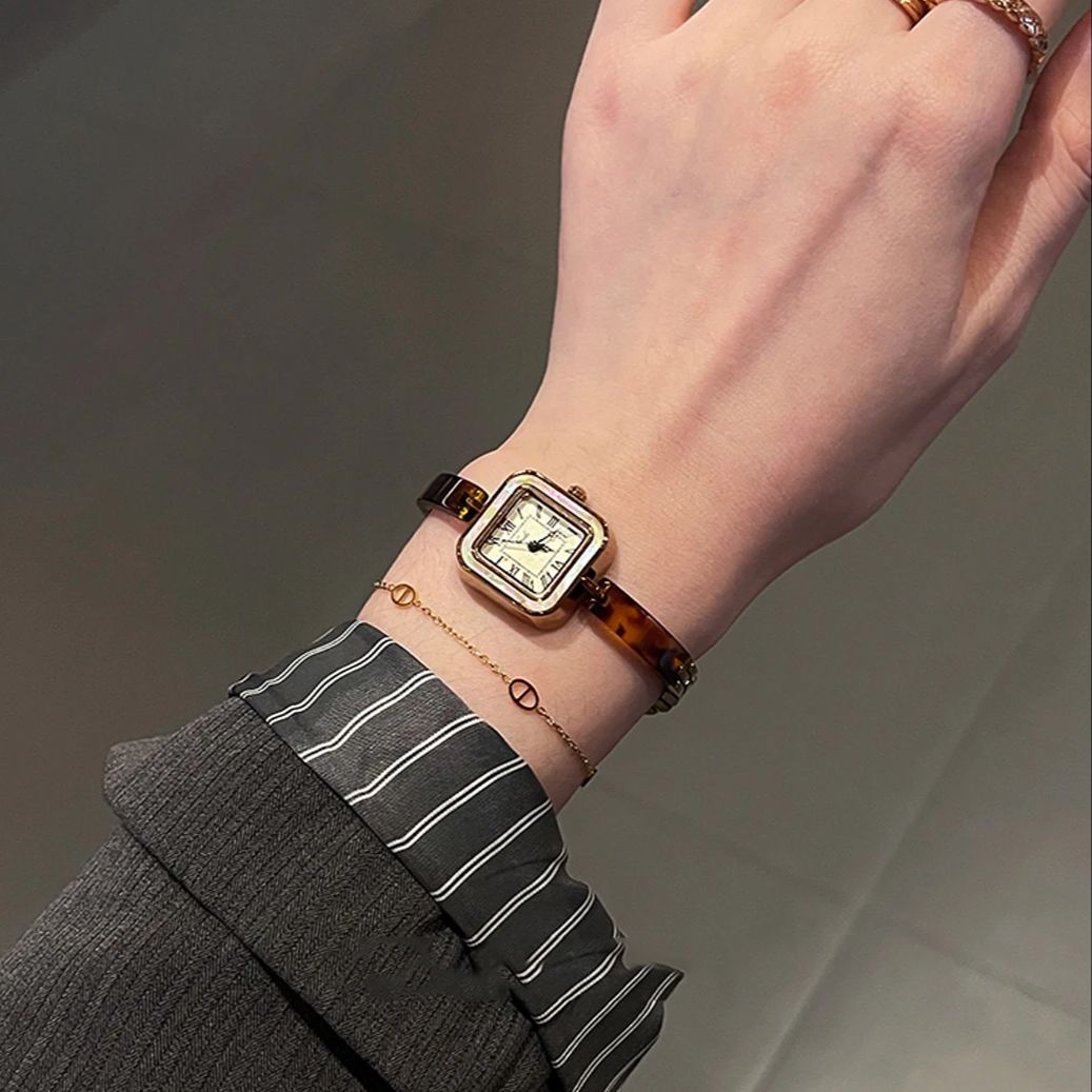 Jam Tangan Wanita Vintage Mewa - Vintage Fashion Watches ulasan dan harga