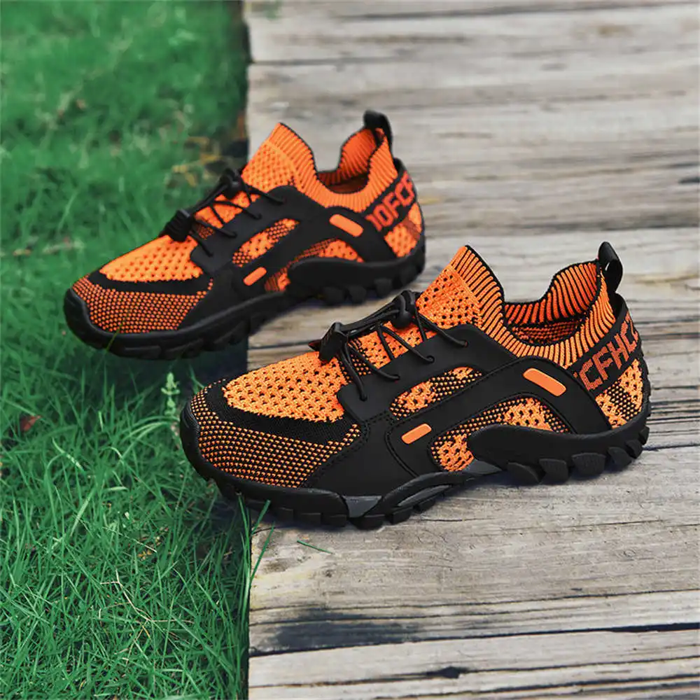 Sepatu olahraga pria, ukuran 4 - Vintage Fashion Resale ulasan dan harga