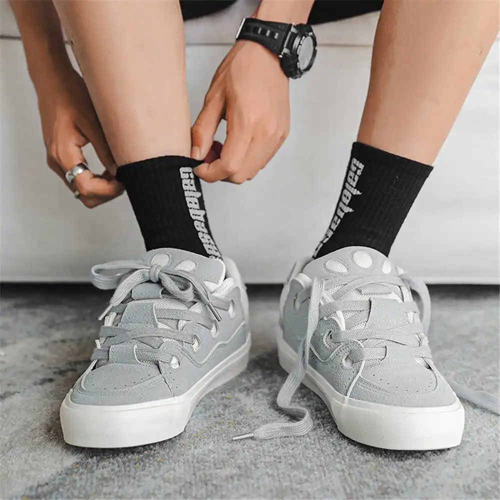 Sepatu bot krem wanita, dengan - Vintage Fashion Resale ulasan dan harga